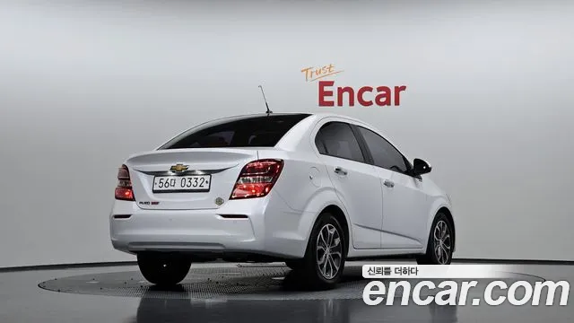 Chevrolet Aveo 2016 thumb 2