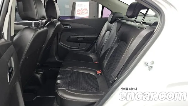 Chevrolet Aveo 2016 thumb 6