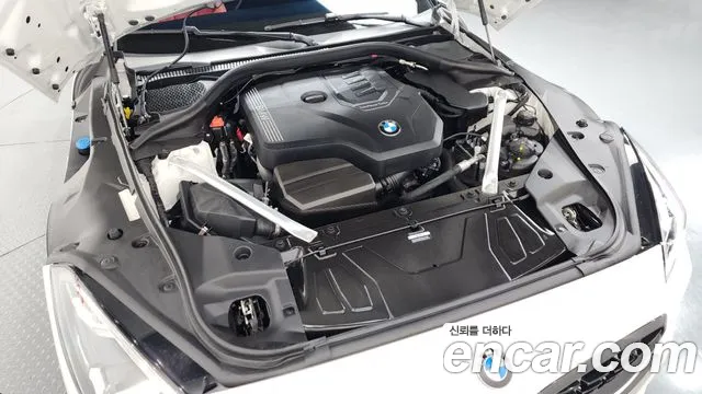 BMW Z4 2024 thumb 5
