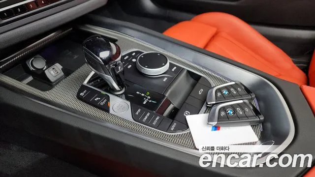 BMW Z4 2024 thumb 9
