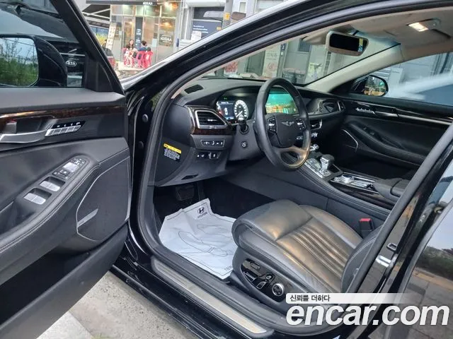 Genesis G90 2020 thumb 3