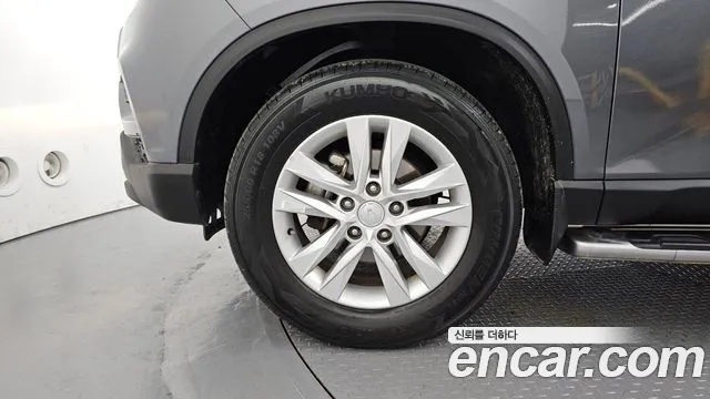 KGM Rexton 2019 thumb 11