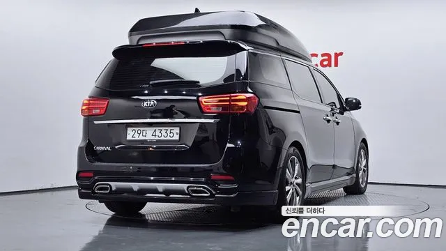 Kia Carnival 2019 thumb 5