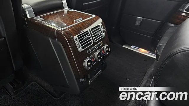 Land Rover Range Rover 2016 thumb 8