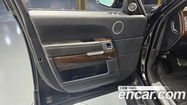 Land Rover Range Rover 2016 thumb 7