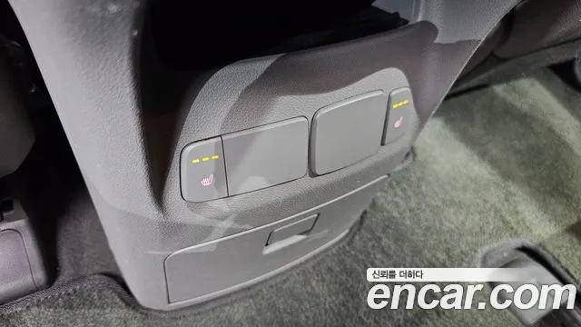 Kia Carnival 2014 thumb 3