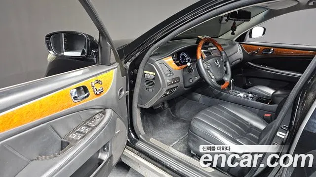 Hyundai Equus 2010 thumb 2