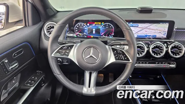 Mercedes-Benz GLB 2024 thumb 10