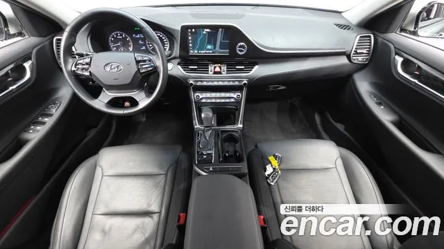 Hyundai Grandeur 2016 thumb 9
