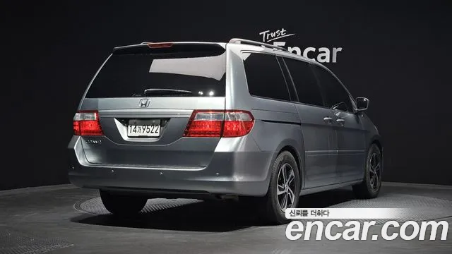 Honda Odyssey 2007 thumb 6