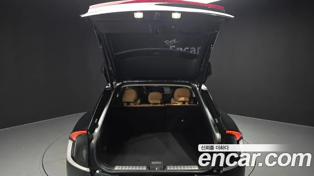 Kia EV6 2023 thumb 7