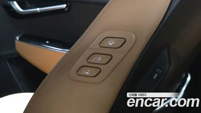 Kia EV6 2023 thumb 12