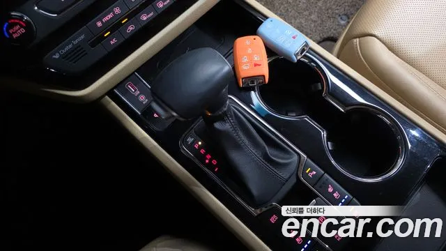 Kia Carnival 2020 thumb 5