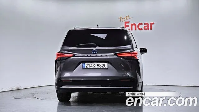 Toyota Sienna 2021 thumb 7