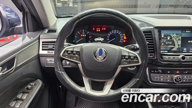 KGM Rexton 2018 thumb 4