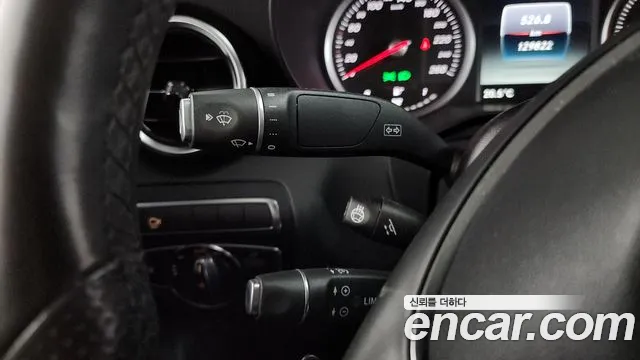 Mercedes-Benz GLC 2017 thumb 8