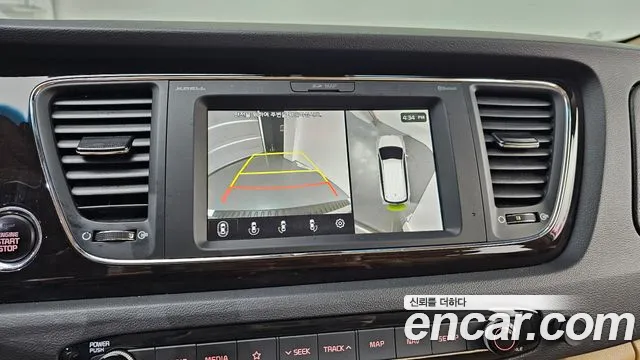 Kia Carnival 2018 thumb 12