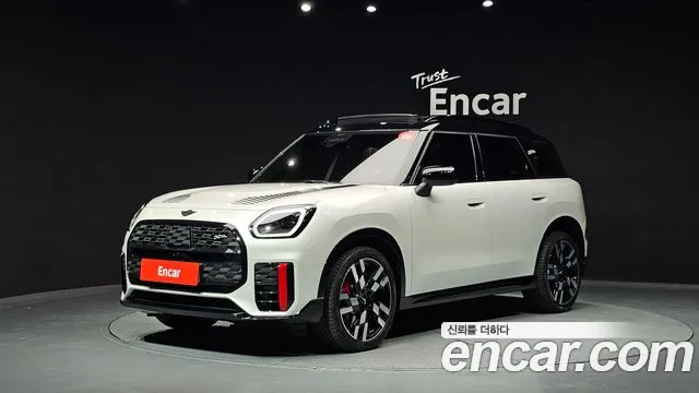 Mini Cooper 2025 thumb 7
