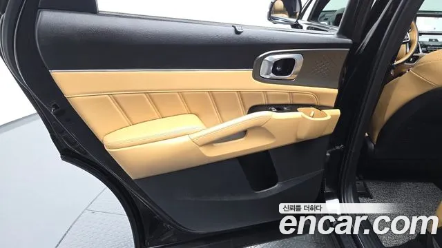 Kia Sorento 2022 thumb 3