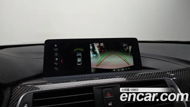 BMW M4 2018 thumb 7