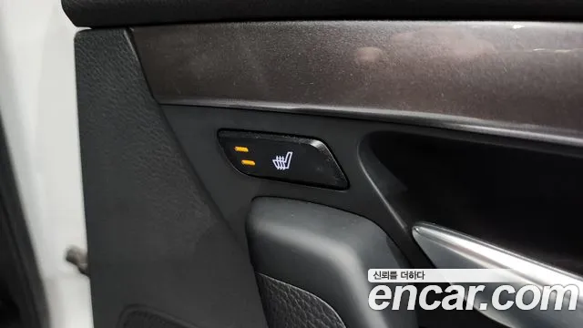 Hyundai i40 2013 thumb 6