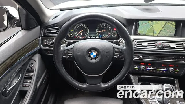 BMW 5 серии 2016 thumb 9