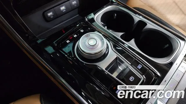 Kia Carnival 2022 thumb 3