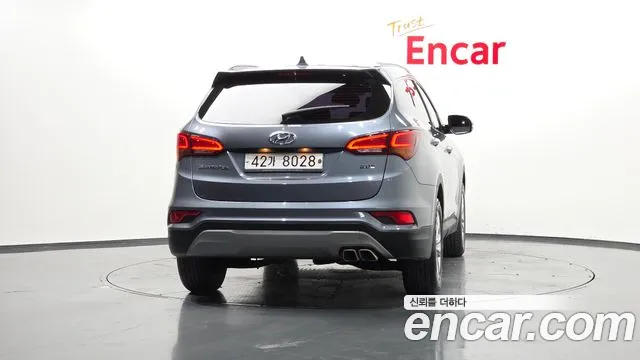 Hyundai Santafe 2017 thumb 4