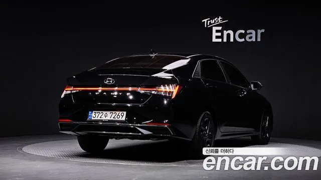 Hyundai Elantra 2021 thumb 10