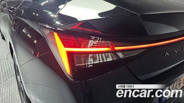 Hyundai Elantra 2021 thumb 4