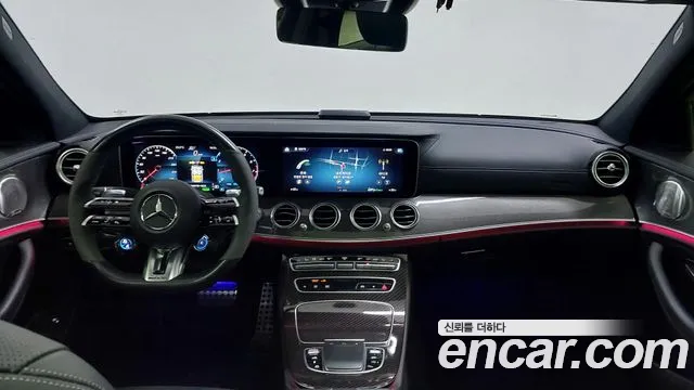 Mercedes-Benz E-Class 2021 thumb 2