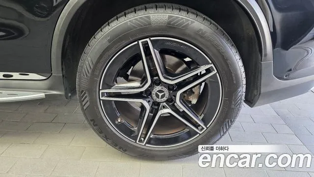 Mercedes-Benz GLC 2022 thumb 2