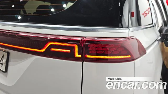 Kia Carnival 2021 thumb 6