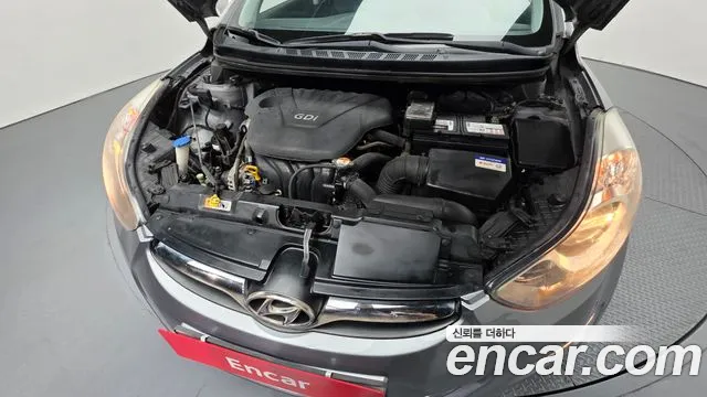 Hyundai Avante 2013 thumb 9