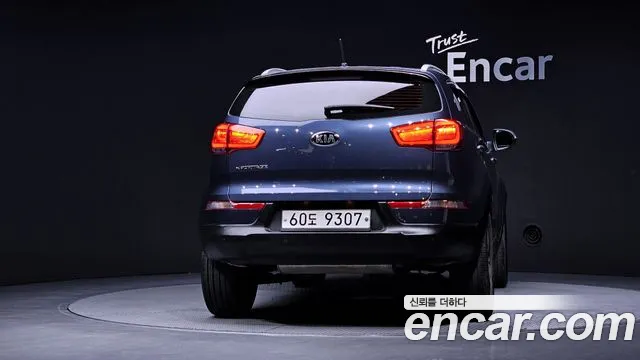 Kia Sportage 2015 thumb 6