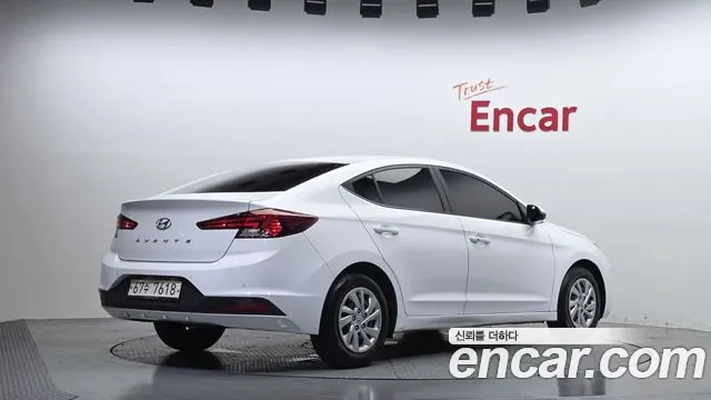 Hyundai Avante 2019 thumb 5