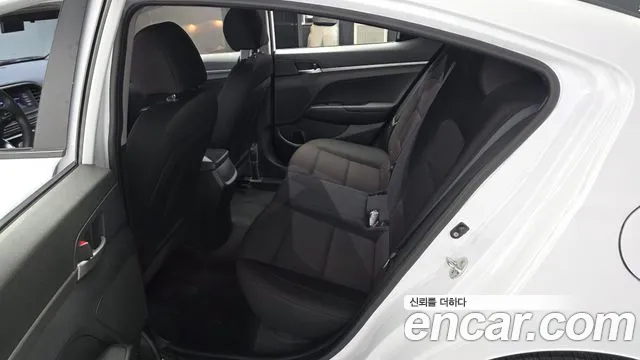 Hyundai Avante 2019 thumb 4