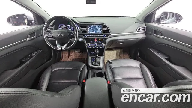 Hyundai Avante 2018 thumb 10