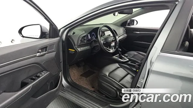 Hyundai Avante 2018 thumb 2