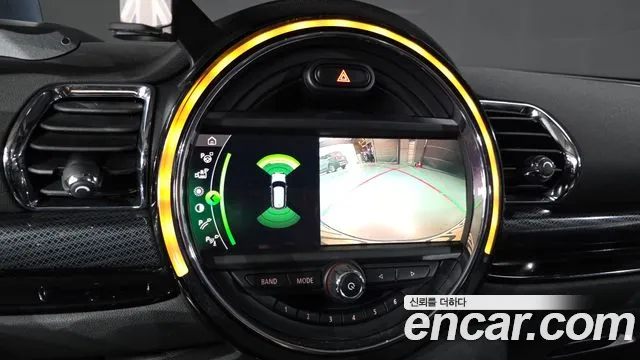 Mini Cooper Clubman 2020 thumb 5