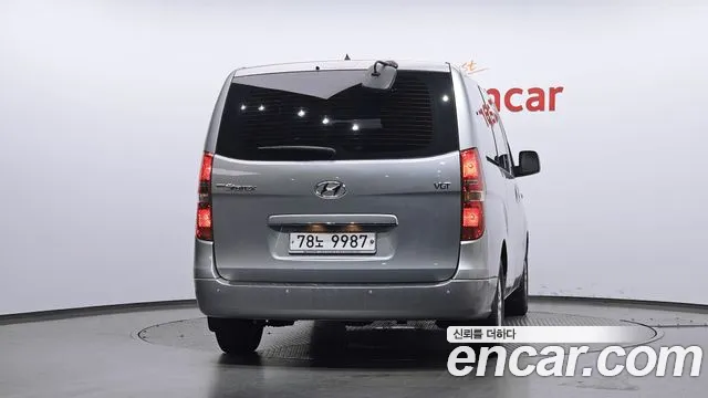 Hyundai Staria 2016 thumb 4