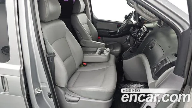 Hyundai Staria 2016 thumb 9