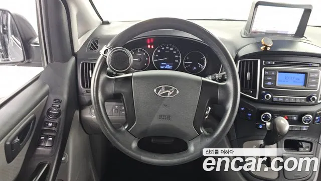 Hyundai Staria 2016 thumb 10
