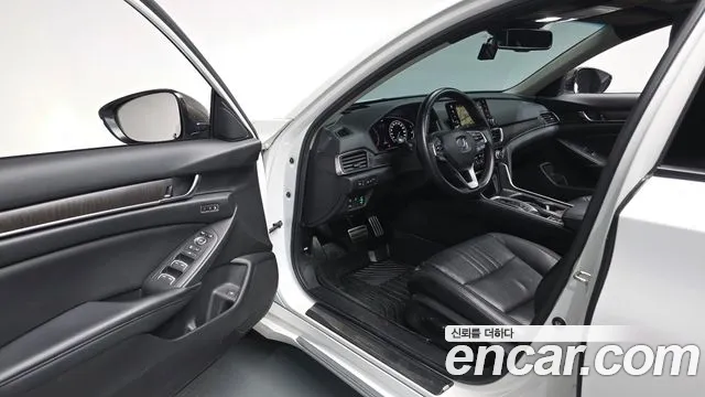 Honda Accord 2018 thumb 8
