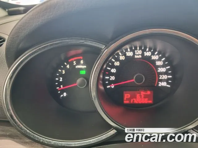 Kia Sorento 2011 thumb 10