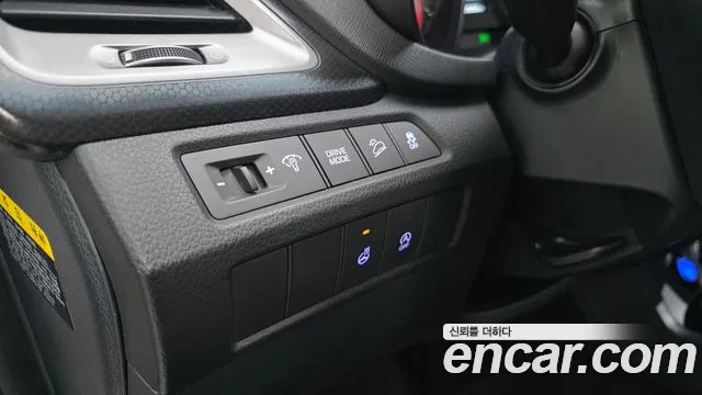 Hyundai Santafe 2018 thumb 8