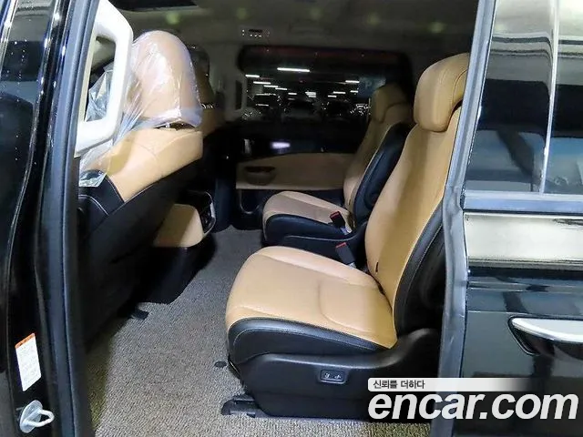 Kia Carnival 2020 thumb 4