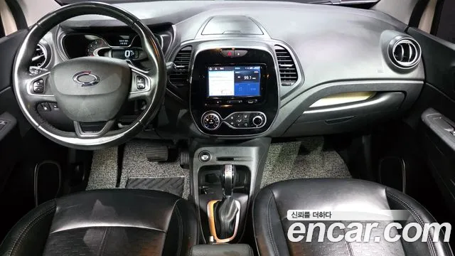 Renault QM3 2017 thumb 3