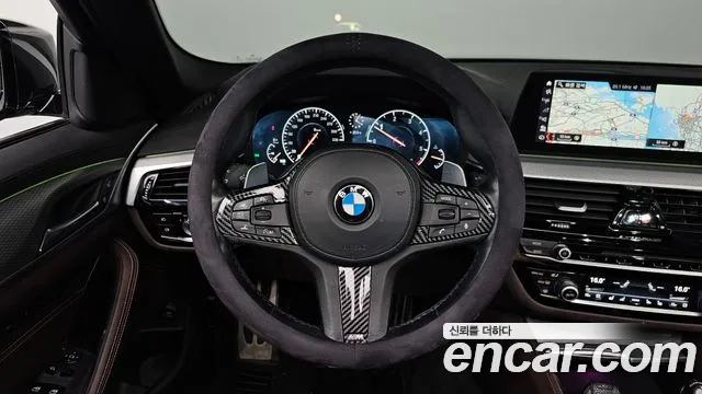 BMW 5 серии 2019 thumb 11