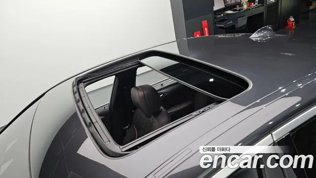 BMW 5 серии 2019 thumb 6